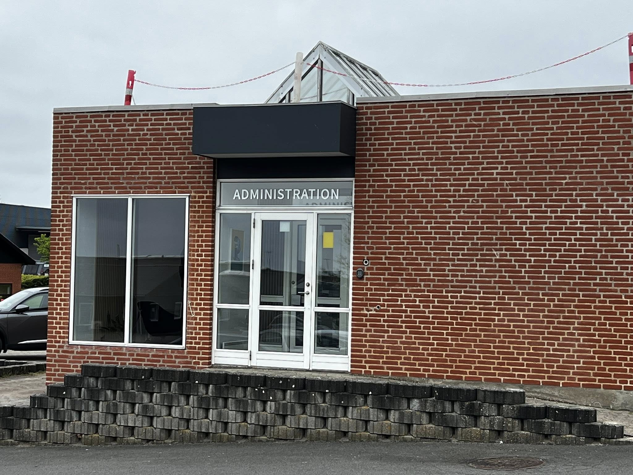 Midtbus Jylland — facadeskilte og rudefolie 6